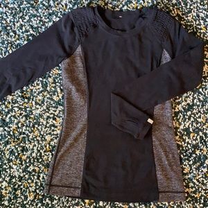 Lululemon long sleeve running top size 6